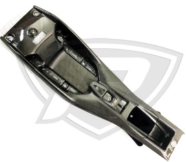 812-carbon-fiber-center-console-2