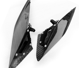 F8-carbon-fiber-side-air-intake-2