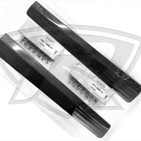 458-carbon-fiber-door-sills1