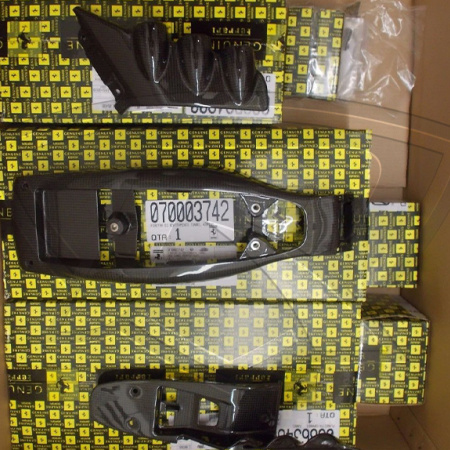 458-italia-LaFerrari-Bridge2