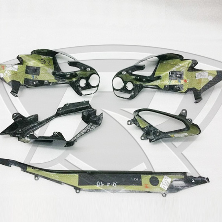 488-Carbon-Fiber-Dashboard-73