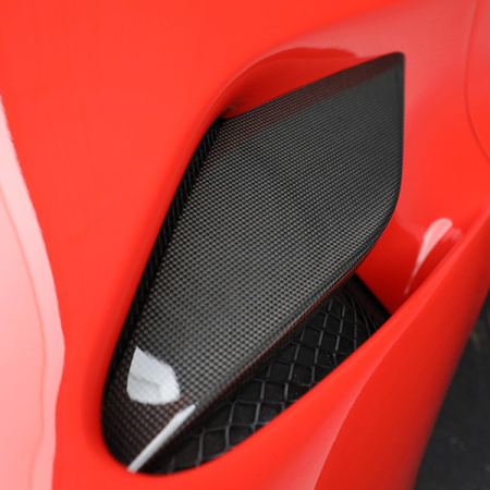 F8-carbon-fiber-side-air-intake-4