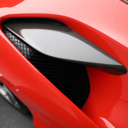 F8-carbon-fiber-side-air-intake-5