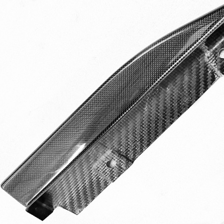 F8-carbon-fiber-side-skirt-covers-4