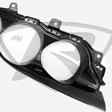 Ferrari-812-Superfast-Carbon-Fiber-Rear-light-satellites3