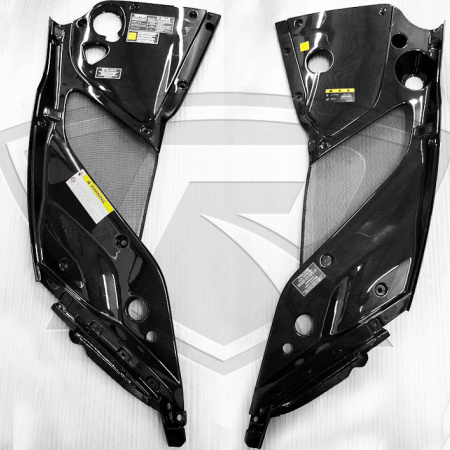 Ferrari-812-superfast-carbon-fiber-engine-bay-covers13