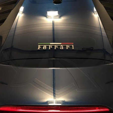 italian-flag-emblem-ferrari6